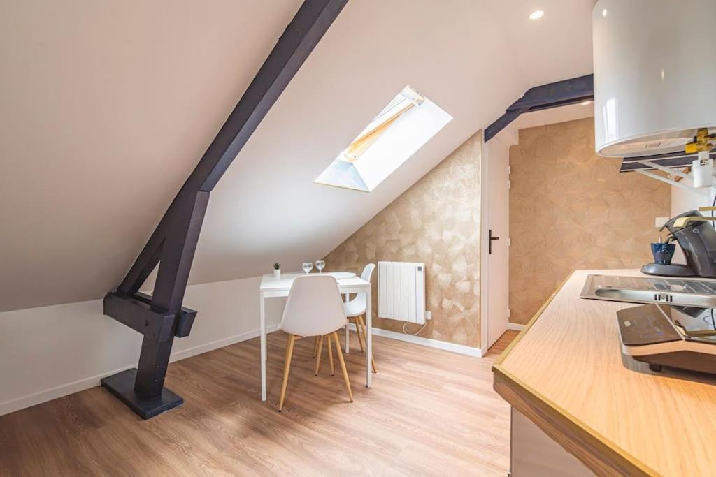 L'Azur Dore, Studio Pour 2 Voyageurs Isles-sur-Suippe Buitenkant foto