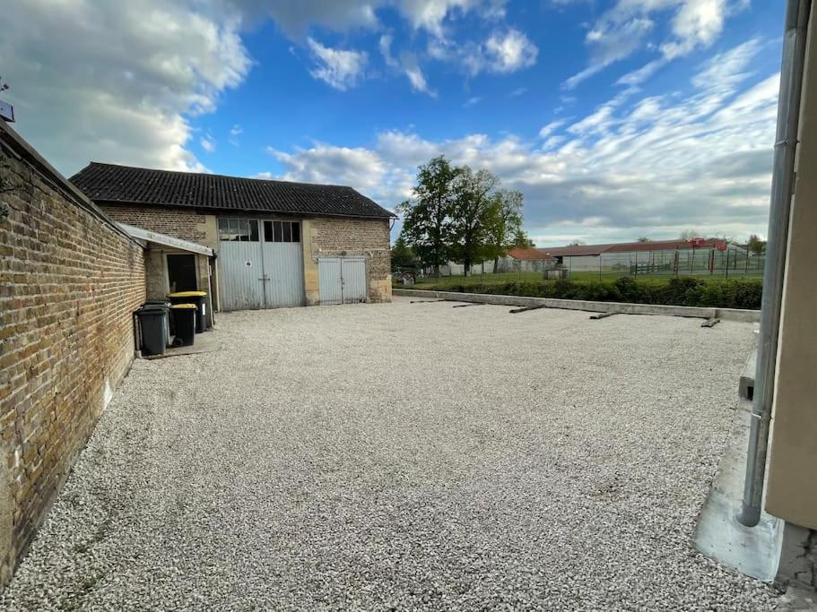 L'Azur Dore, Studio Pour 2 Voyageurs Isles-sur-Suippe Buitenkant foto